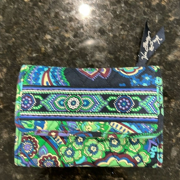 Vera Bradley Tri-Fold Wallet - Picture 1 of 6